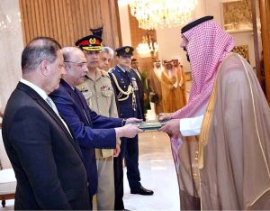 President Asif Ali Zardari receiving the credentials of Ambassador-designate of Saudi Arabia, Dr. Rajeh Tami Albugamy, at Aiwan-e-Sadr
