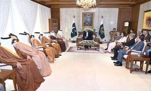 President Asif Ali Zardari in a meeting with Minister of Foreign Affairs of the Kingdom of Bahrain, Dr. Abdullatif bin Rashid Al-Zayani at Aiwan-e-Sadr.