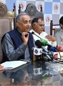 President of the Pakistan Kissan Ittehad, Khalid Mahmood Khokhar, is holding a press conference at the Lahore Press Club regarding the Government of Pakistan's efforts to ensure food security and the decision to fix the wheat price at 4,500 rupees per maund