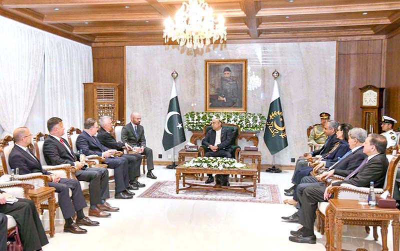 President Asif Ali Zardari in a meeting with Tomasz Siemoniak, Minister, Member of the Council of Ministers and Coordinator of Special Services of the Republic of Poland, at Aiwan-e-Sadr