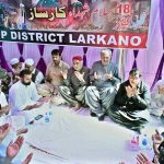 Political Secretary to PPP Chairman and MPA Jameel Ahmed Soomro, along with MNA Khursheed Ahmed Junejo and other party workers, offers Fateha on the occasion of the 19th death anniversary of the Karsaz tragedy martyrs at Garhi Khuda Bakhsh