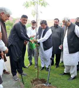 Speaker Punjab Assembly Malik Muhammad Ahmad Khan cutting ribbon to inaugurate a cancer ward at Madina Teaching Hospital during his visit to The University of Faisalabad (TUF)