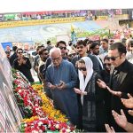 Pakistan People’s Party (PPP) Chairman Bilawal Bhutto Zardari offers Fateha at the Karsaz Martyrs’ Memorial, accompanied by Aseefa Bhutto Zardari