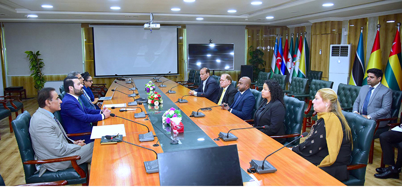 A delegation of the Human Rights Commission of the Maldives call on Minister of State for Law & Justice Barrister Aqeel Malik at the Ministry of Human Rights, to discuss bilateral cooperation in human rights. NCHR Chairperson Rabiya Javeri Agha and Secretary MoHR Abdul Khalique Shaikh are also present