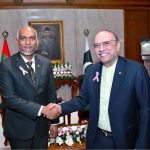 President Asif Ali Zardari shaking hands with President of the Republic of Maldives Dr Mohamed Muizzu at Aiwan-e-Sadr