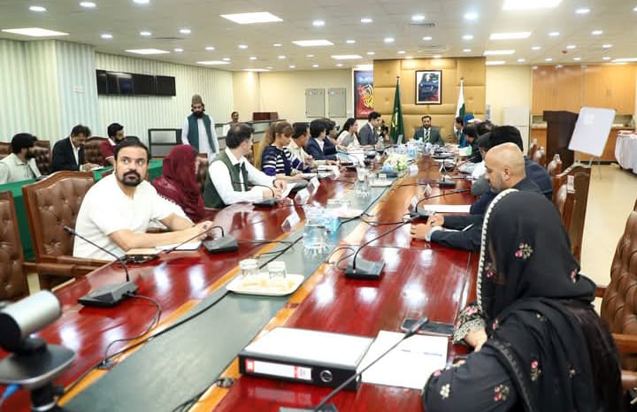 Federal Health Minister Reviews Dengue Control Measures in Islamabad
