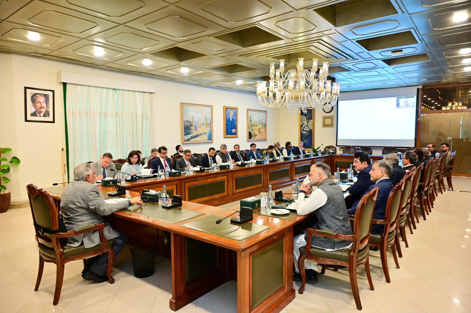 DPM/FM Dar emphasises JMC significance in enhancing Pak-Bahrain cooperation