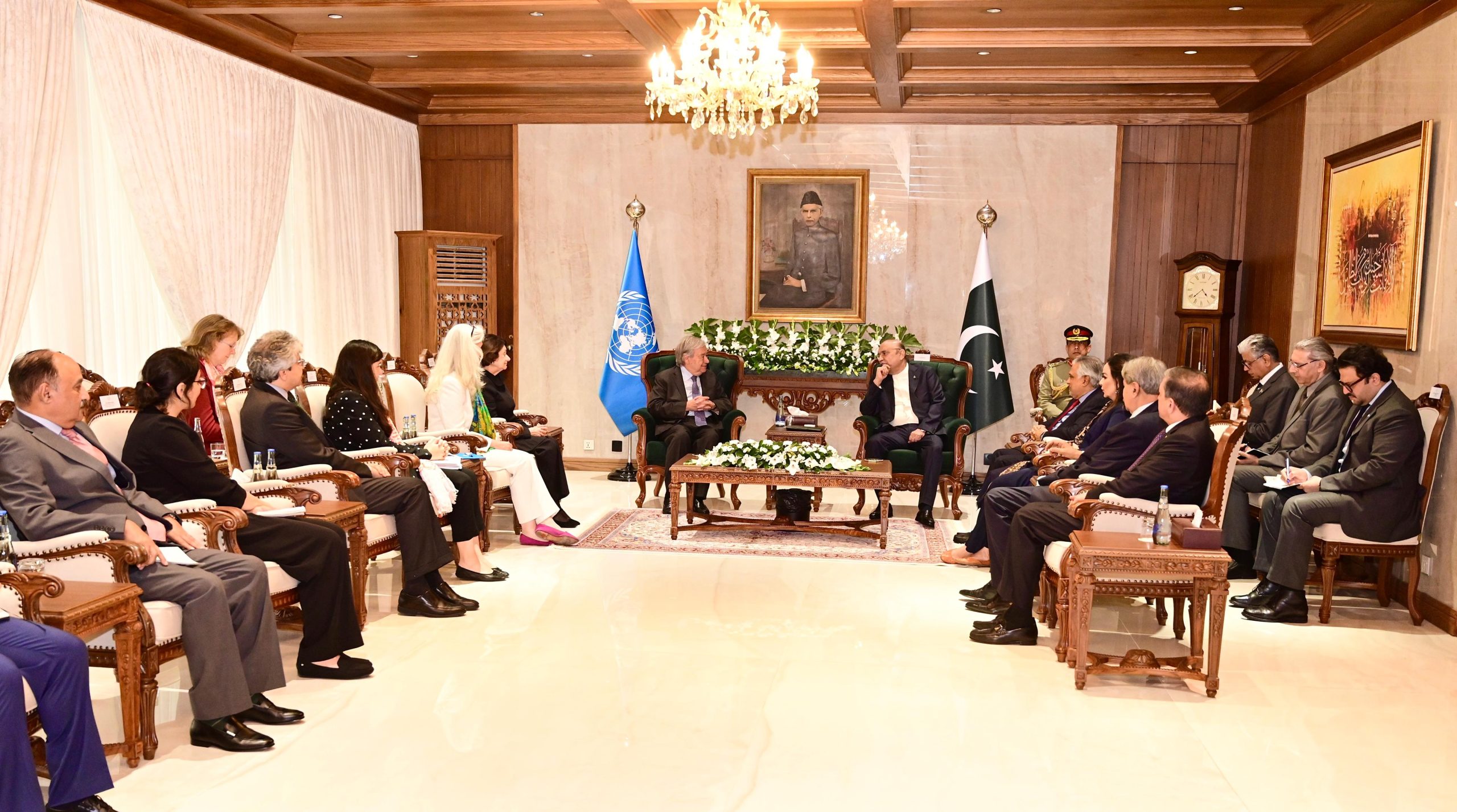 President confers Nishan-i-Imtiaz upon UN Secretary-General Guterrers