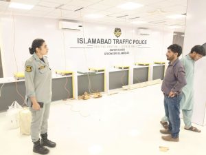 CTO Kainat reviews ITP Headquarters work, rewards ASI