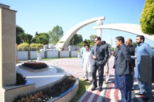 Bilal Yasin inspects parks, directs seasonal flower plantation